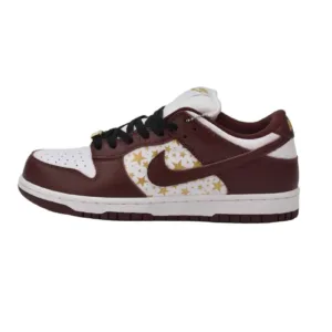 Supreme x Nike SB Dunk Low “Barkroot Brown”