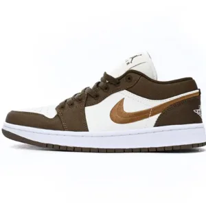 Air Jordan 1 Low Mocha Toe