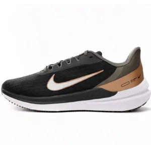 Nike Air Winflo 9 Black And White Brown